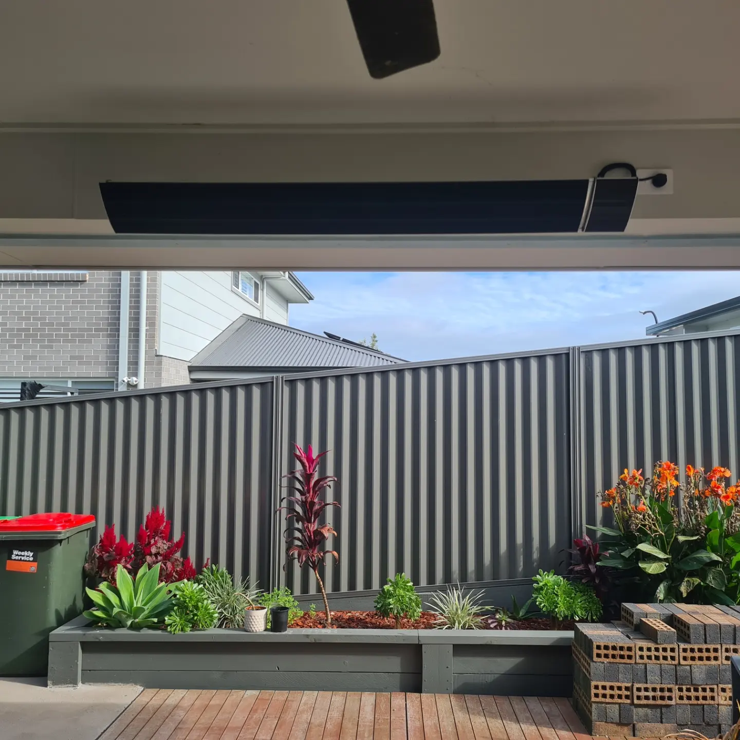 Just Chill Air & Electrical: your trusted air conditioning contractor in Charmhaven, NSW, providing efficient cooling solutions for your comfort.